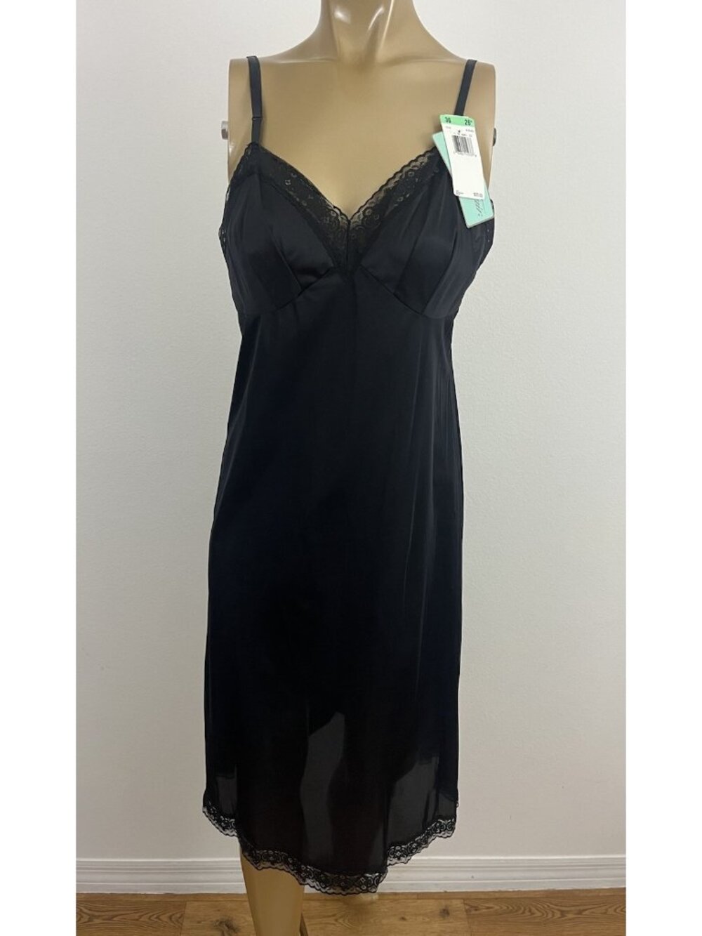 Vanity Fair Women's 36 Rosette Lace Full Slip Black Nylon 10103 NWT